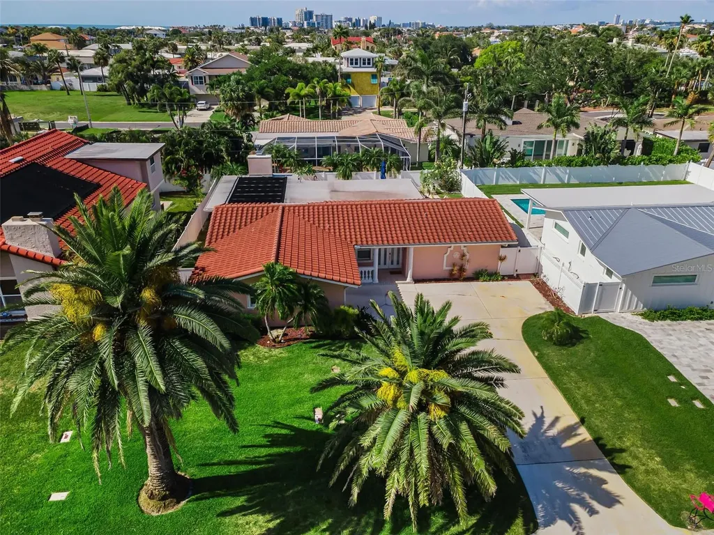 111 17th Street Belleair Beach FL 33786