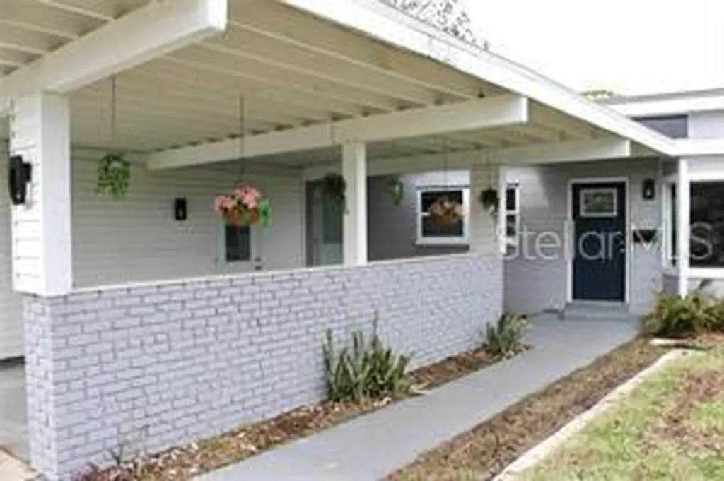 1519 Delaware Avenue NE St Petersburg FL 33703