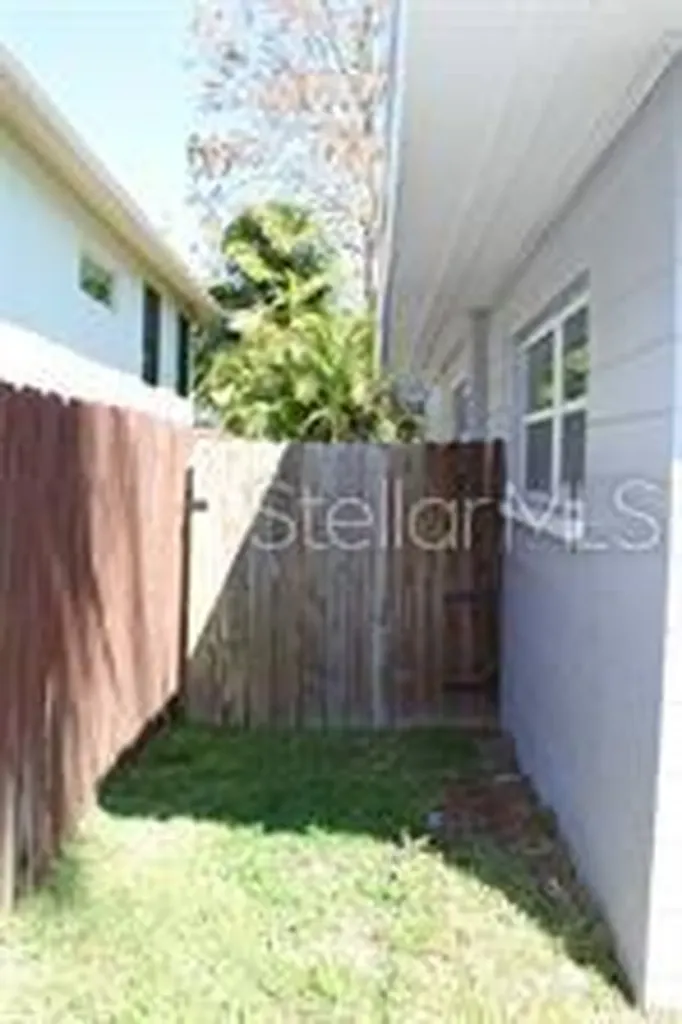 1519 Delaware Avenue NE St Petersburg FL 33703