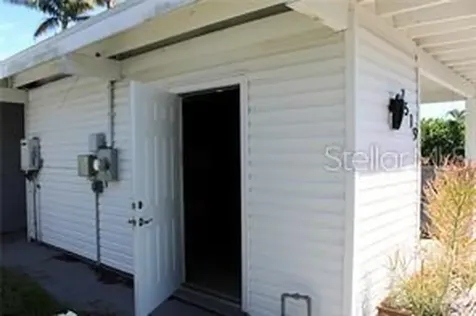1519 Delaware Avenue NE St Petersburg FL 33703
