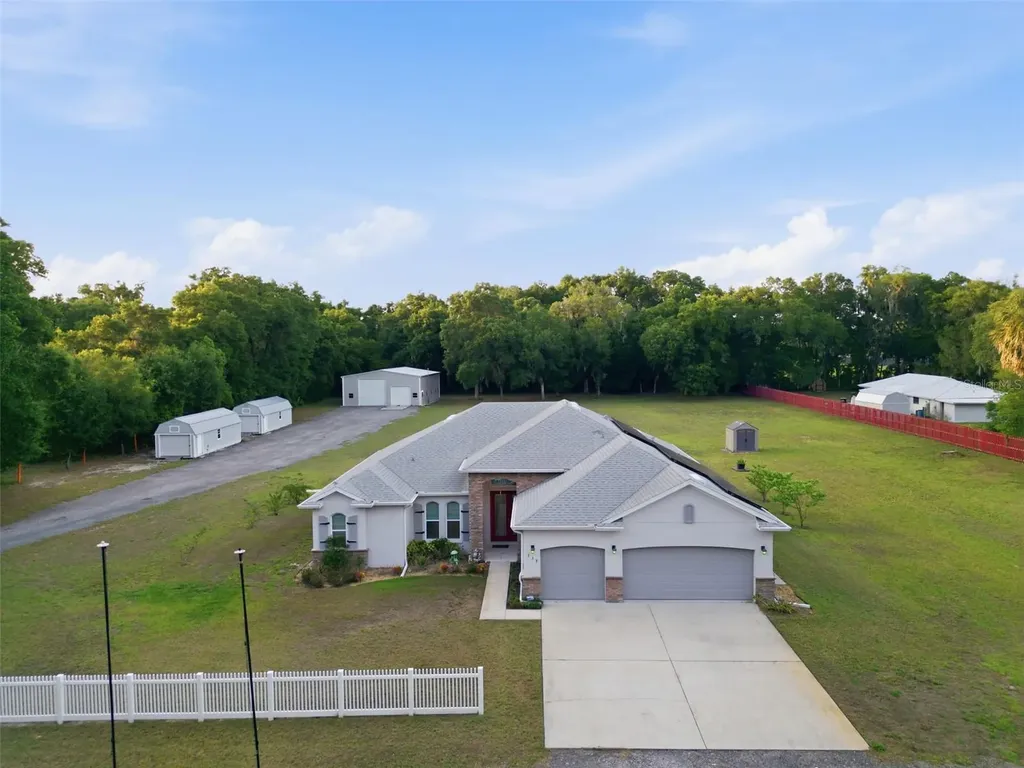 135 Mills Road Deland FL 32724