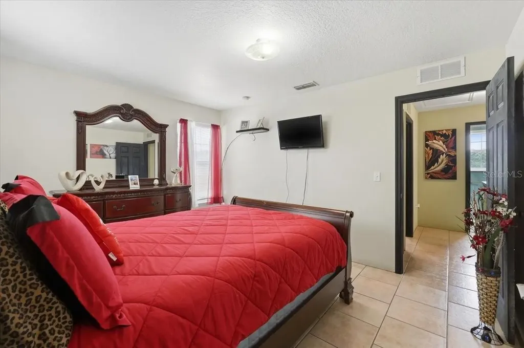 14445 Commonwealth Avenue N Polk City FL 33868
