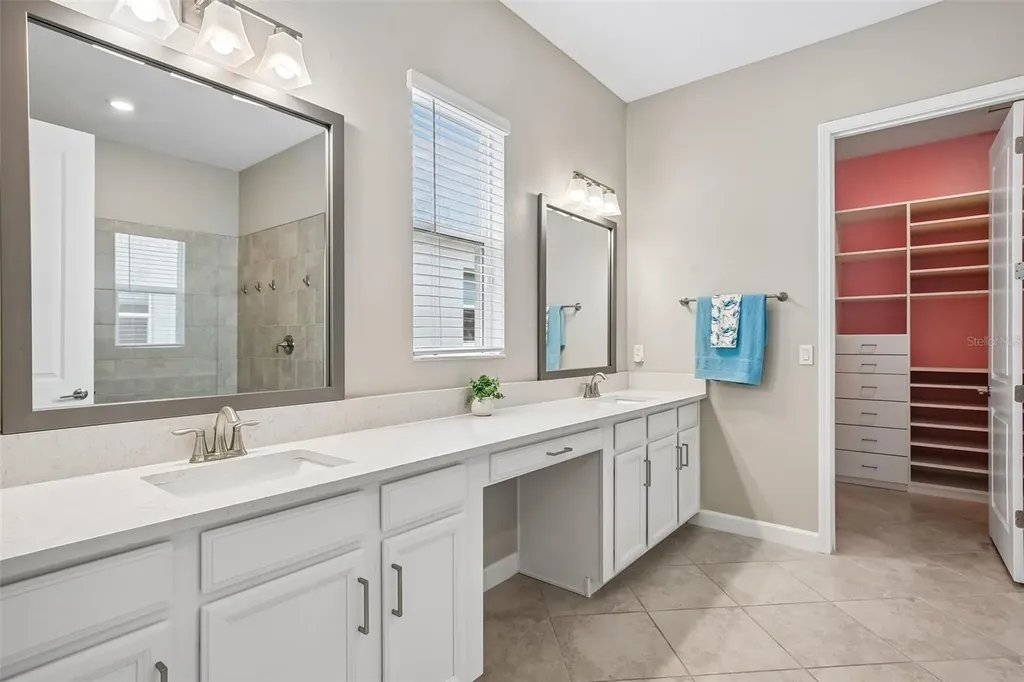 11040 Banyan Breeze Boulevard Land O Lakes FL 34638