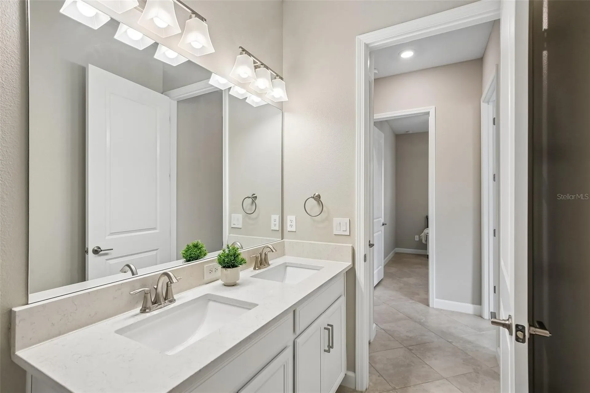 11040 Banyan Breeze Boulevard Land O Lakes FL 34638