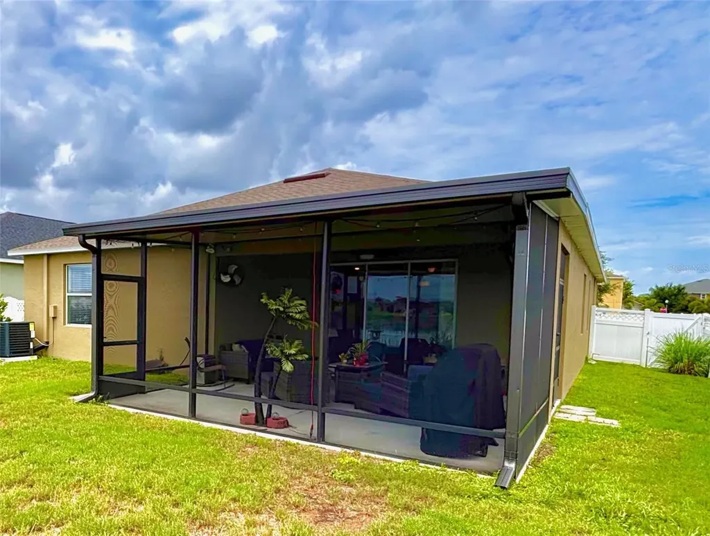 619 Wabash Breeze Circle Ruskin FL 33570