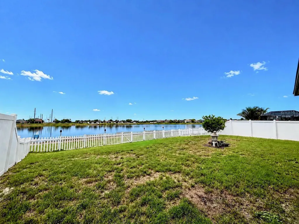 619 Wabash Breeze Circle Ruskin FL 33570