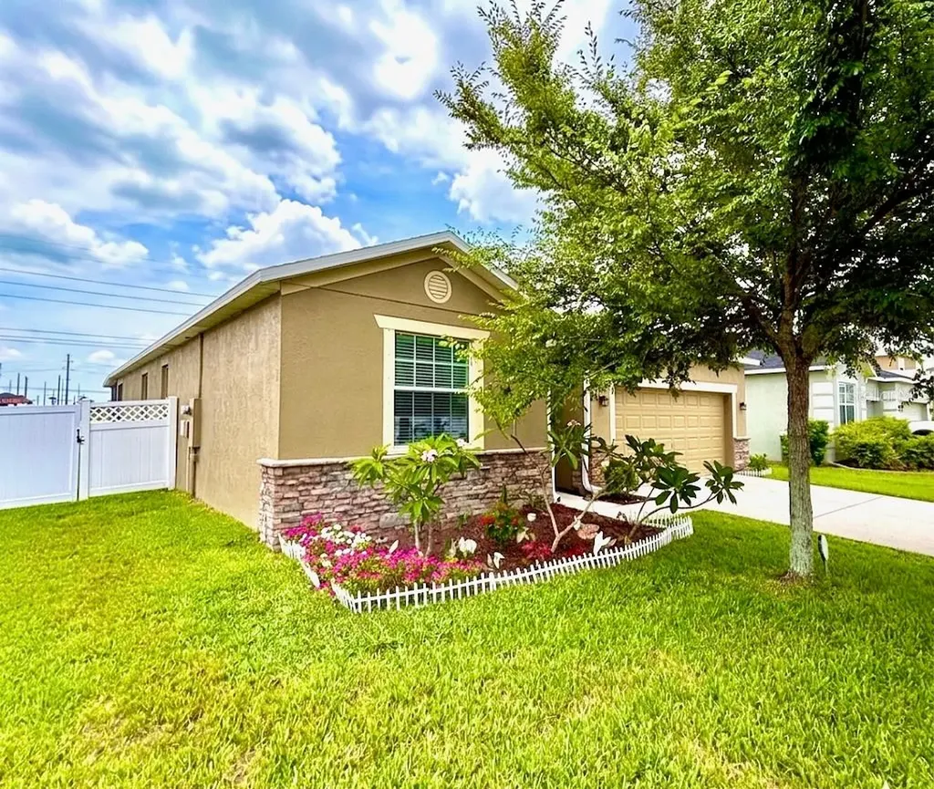 619 Wabash Breeze Circle Ruskin FL 33570