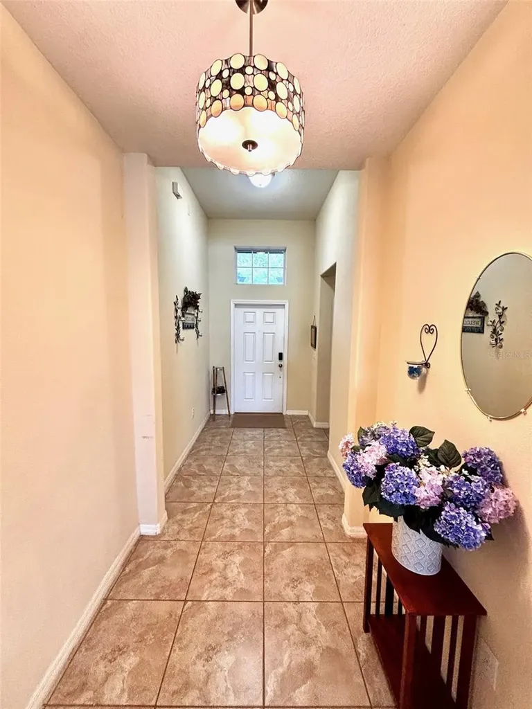 619 Wabash Breeze Circle Ruskin FL 33570