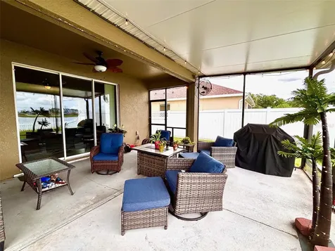 619 Wabash Breeze Circle Ruskin FL 33570