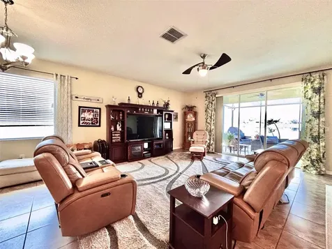 619 Wabash Breeze Circle Ruskin FL 33570
