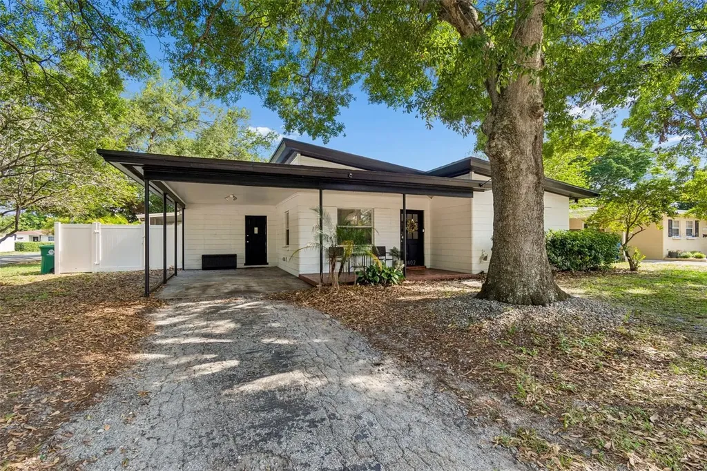 4602 W Bay Villa Avenue Tampa FL 33629