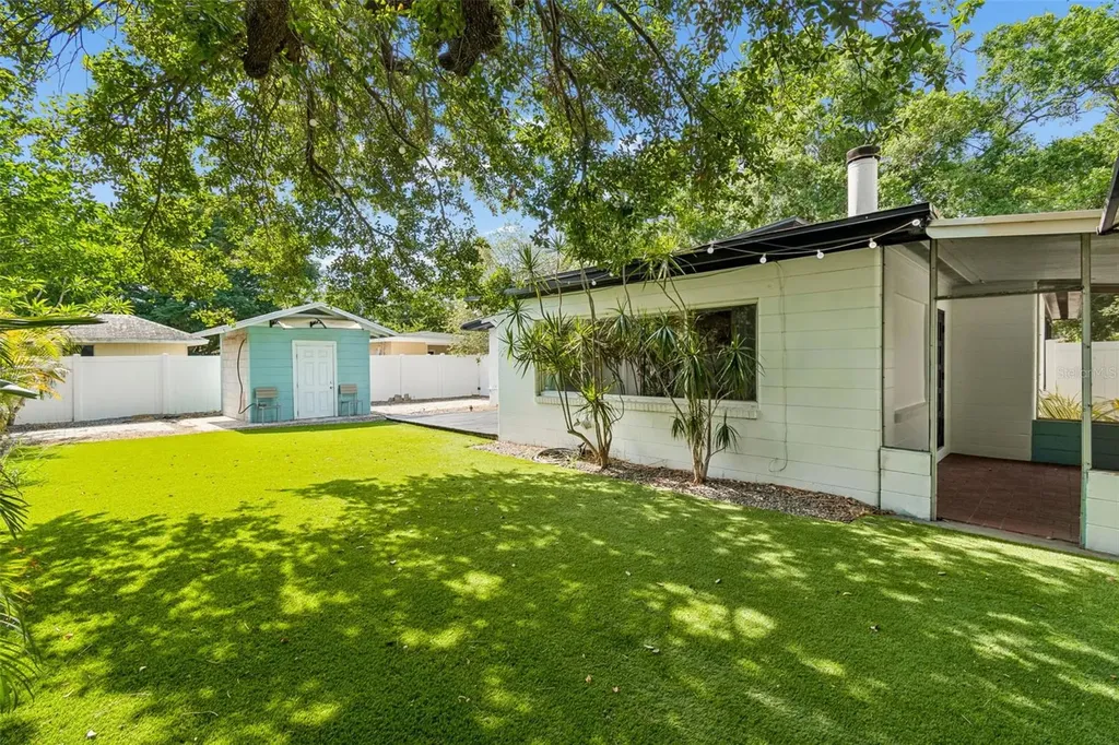 4602 W Bay Villa Avenue Tampa FL 33629
