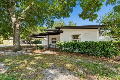 4602 W Bay Villa Avenue Tampa FL 33629