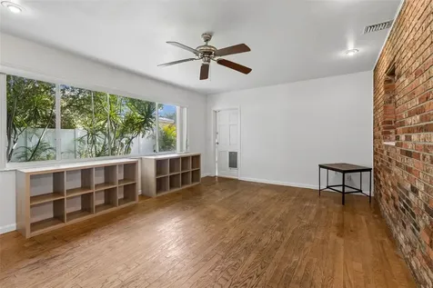 4602 W Bay Villa Avenue Tampa FL 33629