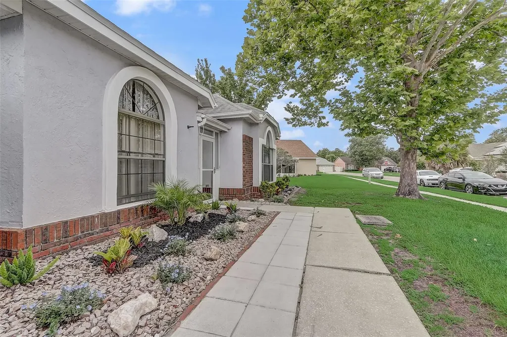 2358 Oldfield Drive Orlando FL 32837