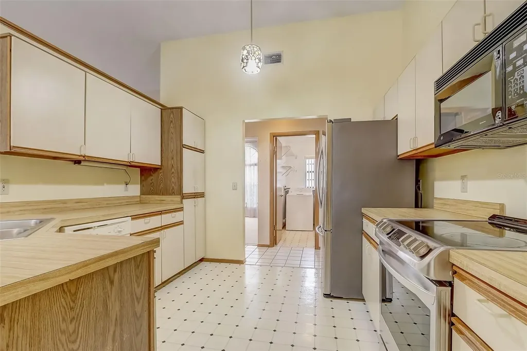 2358 Oldfield Drive Orlando FL 32837