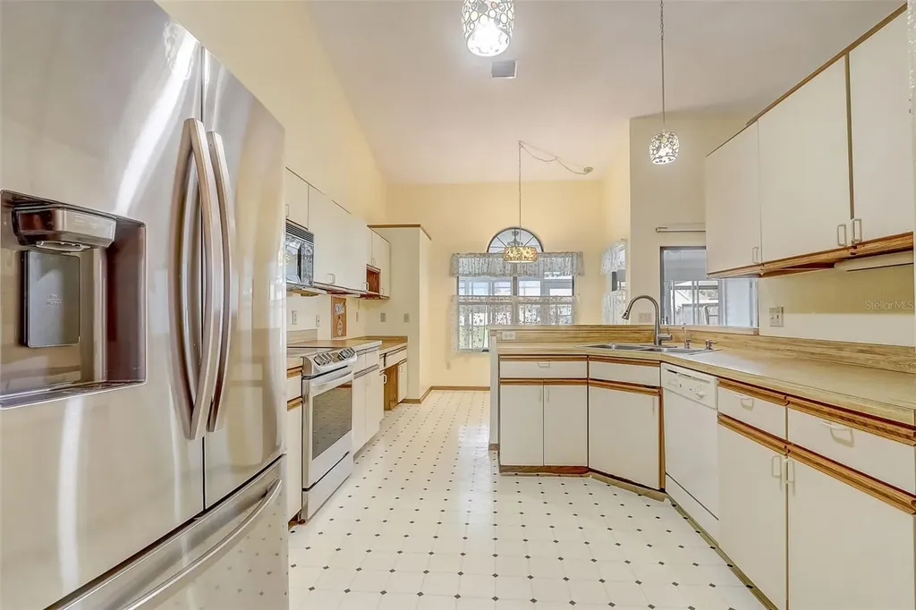 2358 Oldfield Drive Orlando FL 32837