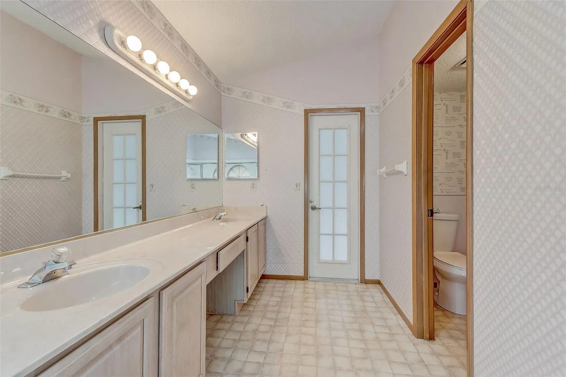 2358 Oldfield Drive Orlando FL 32837