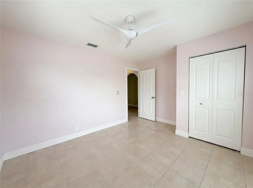 4816 61st Avenue Terrace W Bradenton FL 34210