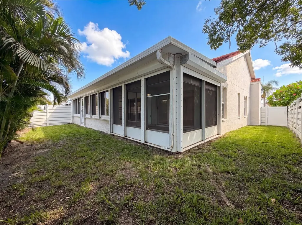 4816 61st Avenue Terrace W Bradenton FL 34210