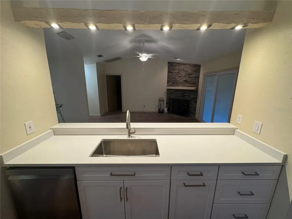 6118 NW 43rd Avenue Gainesville FL 32606