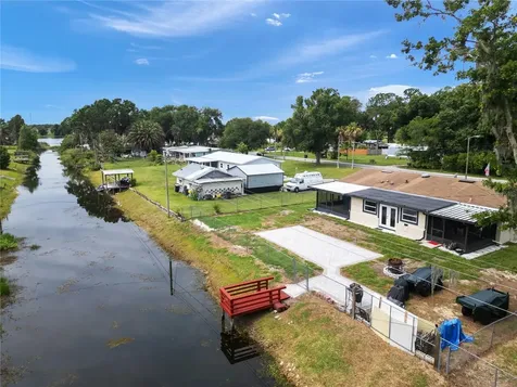 421 Waterview Drive Polk City FL 33868