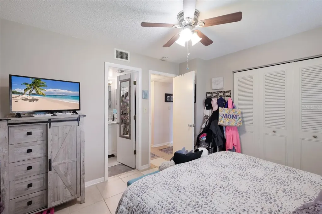 2727 75th Street W Bradenton FL 34209