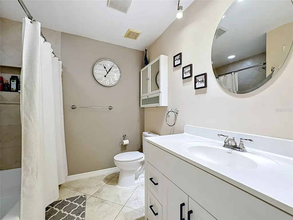6517 Solitaire Palm Way Apollo Beach FL 33572