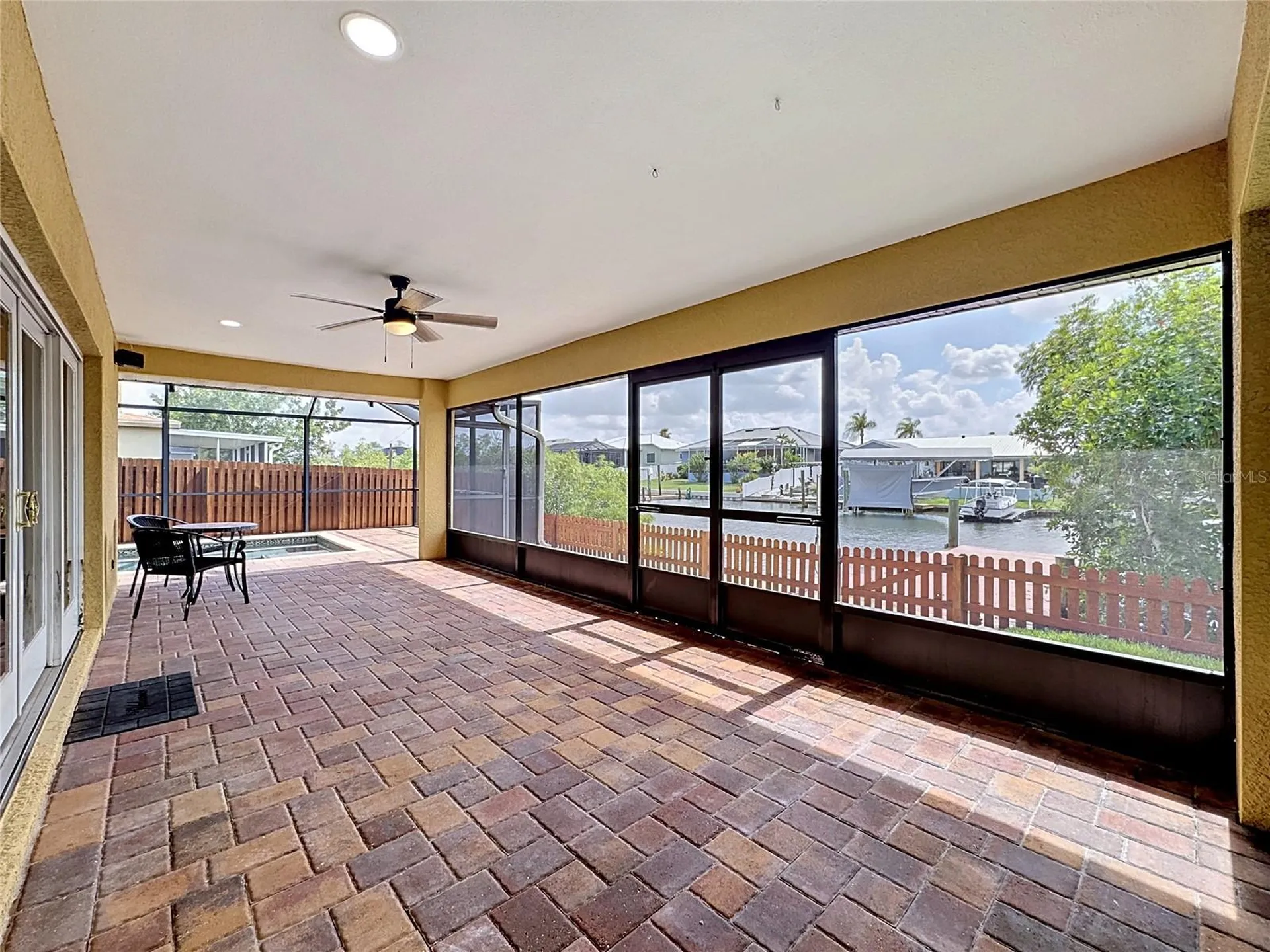 6517 Solitaire Palm Way Apollo Beach FL 33572