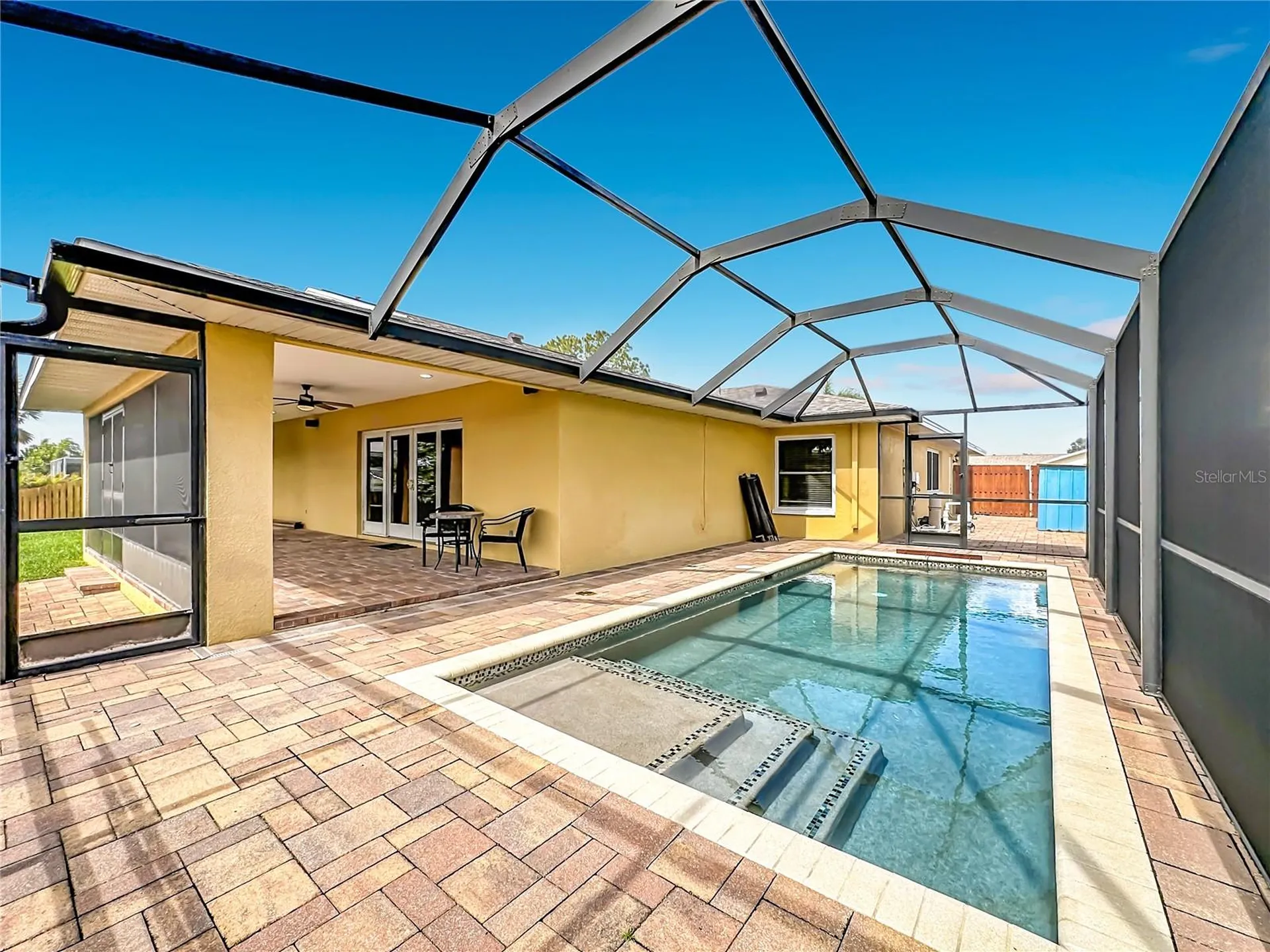 6517 Solitaire Palm Way Apollo Beach FL 33572