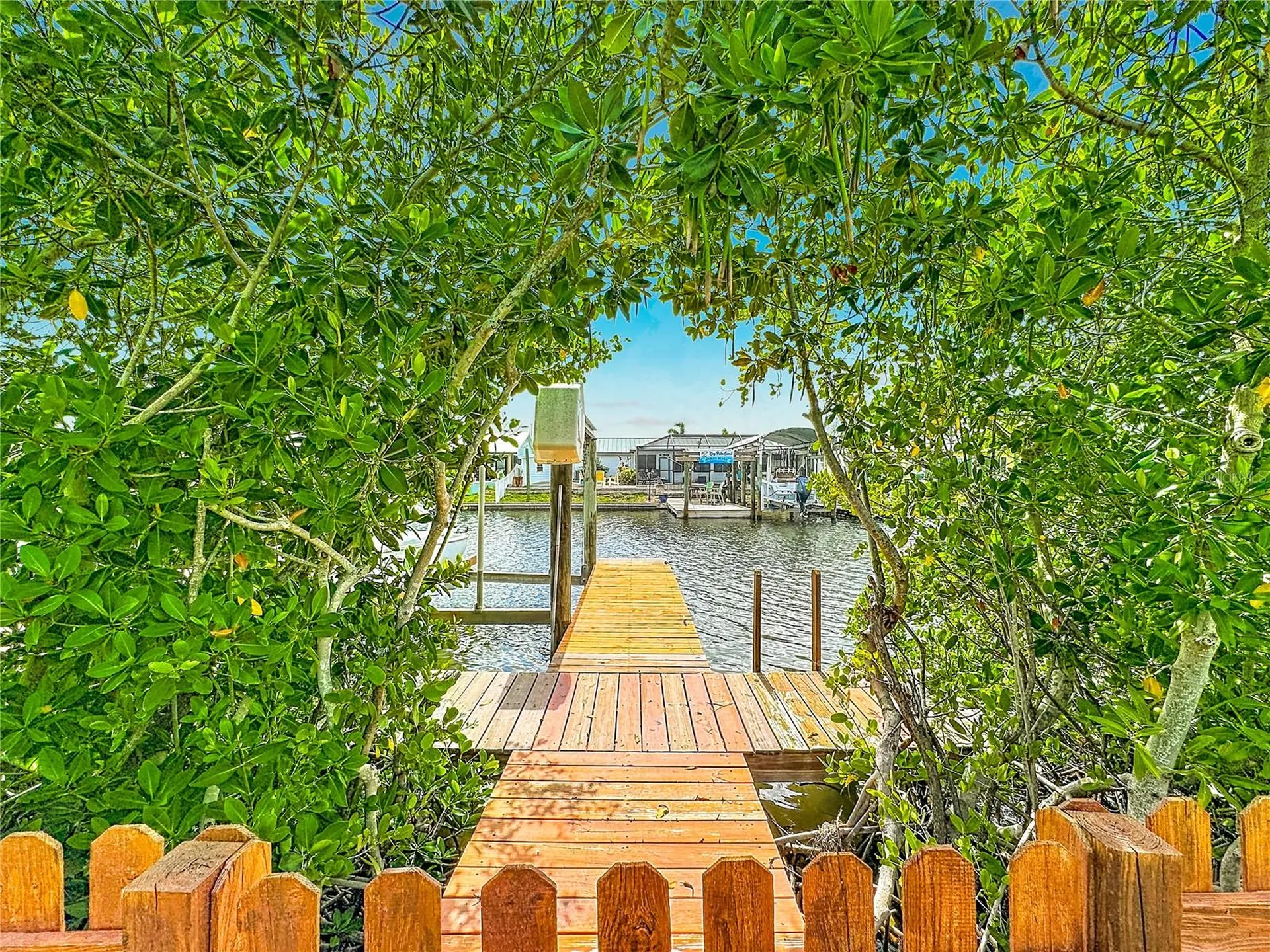6517 Solitaire Palm Way Apollo Beach FL 33572