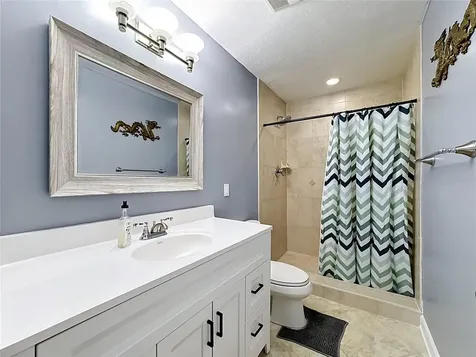 6517 Solitaire Palm Way Apollo Beach FL 33572