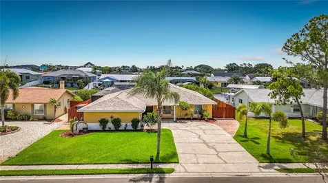 6517 Solitaire Palm Way Apollo Beach FL 33572