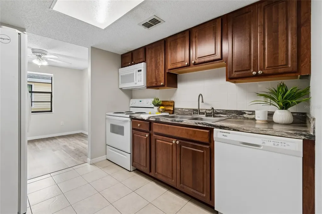 133 Sabal Court Oldsmar FL 34677
