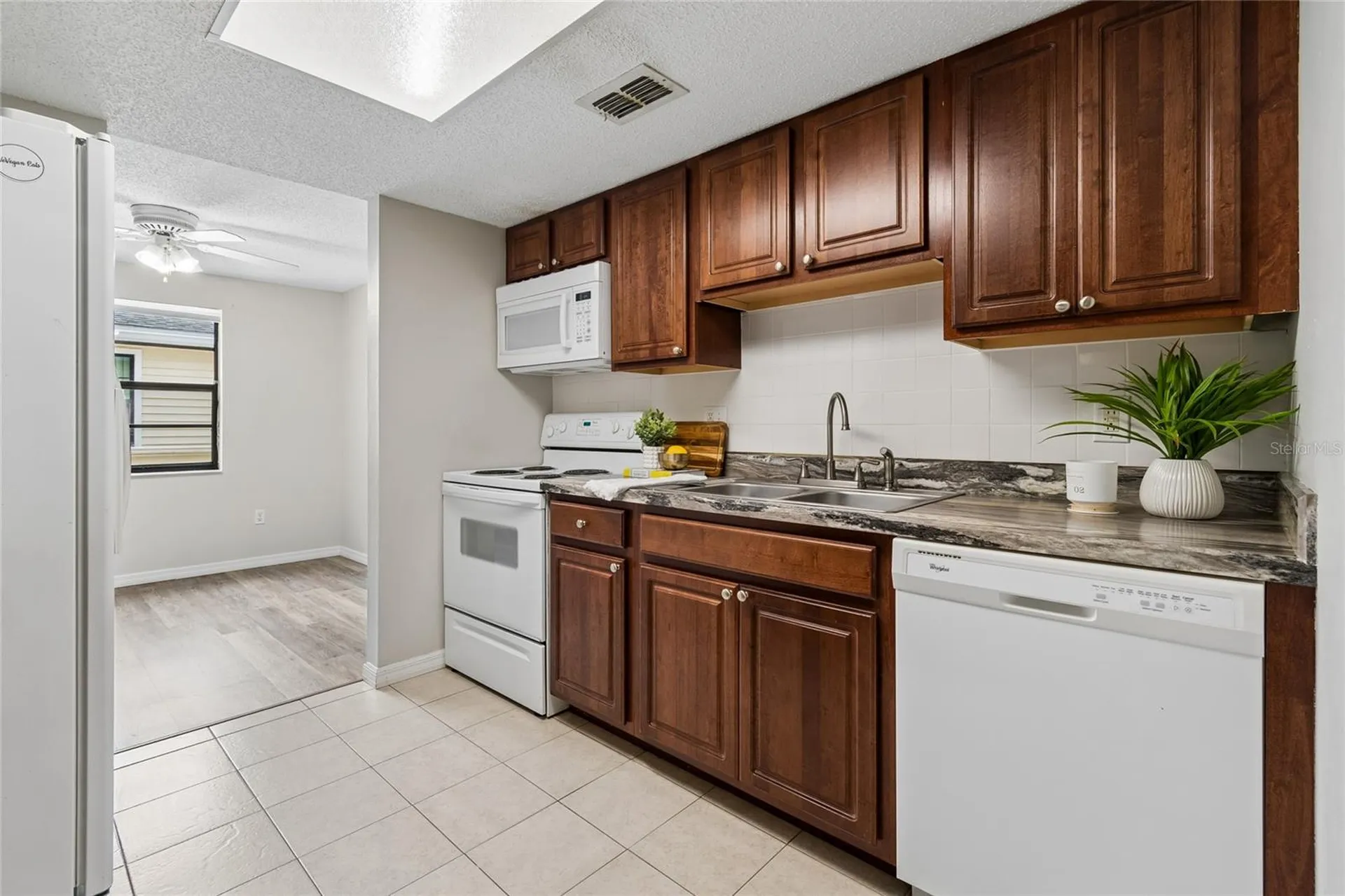 133 Sabal Court Oldsmar FL 34677