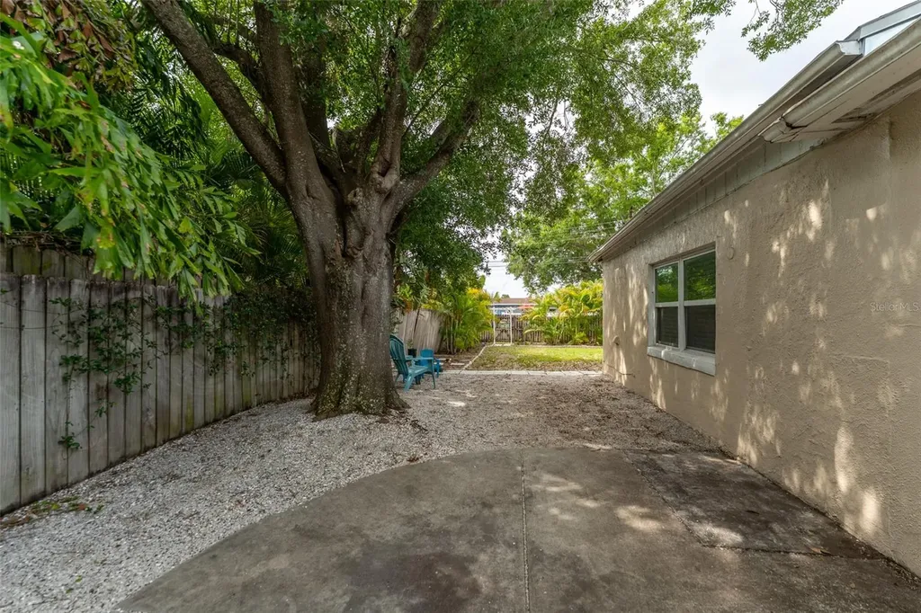 130 41st Avenue NE St Petersburg FL 33703