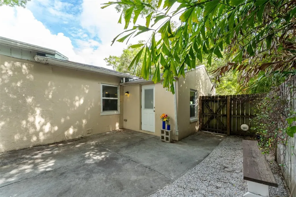130 41st Avenue NE St Petersburg FL 33703