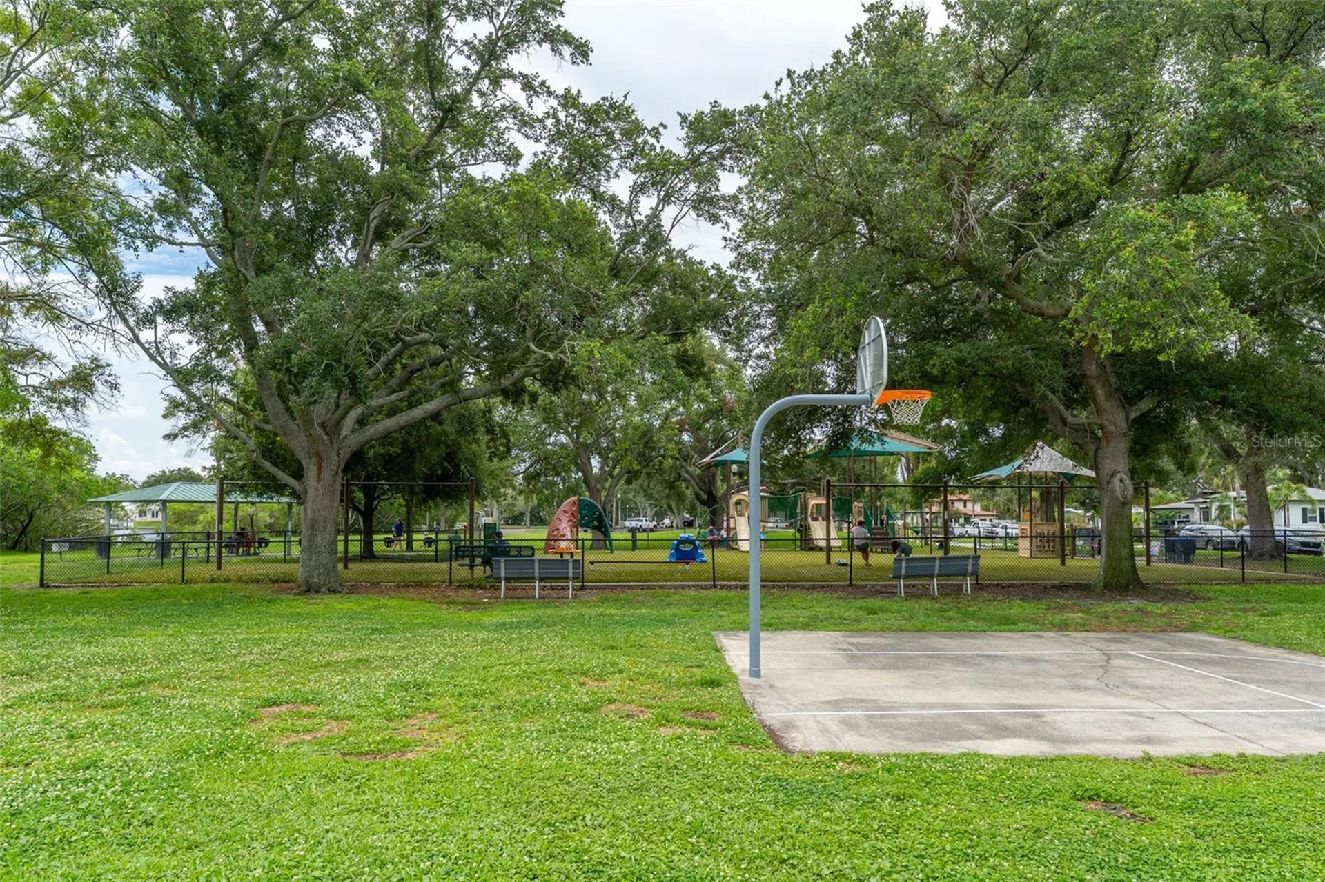 130 41st Avenue NE St Petersburg FL 33703