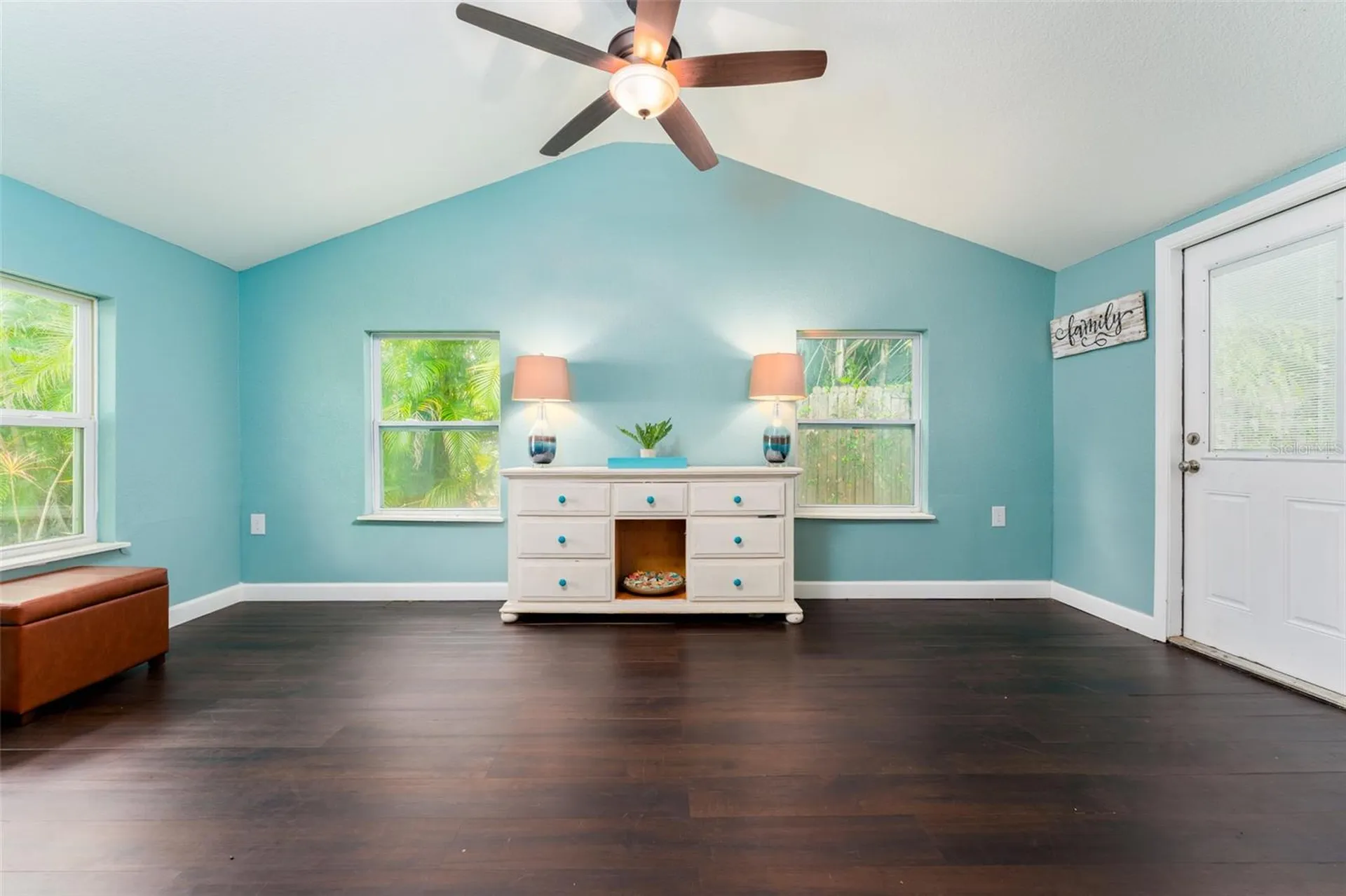130 41st Avenue NE St Petersburg FL 33703