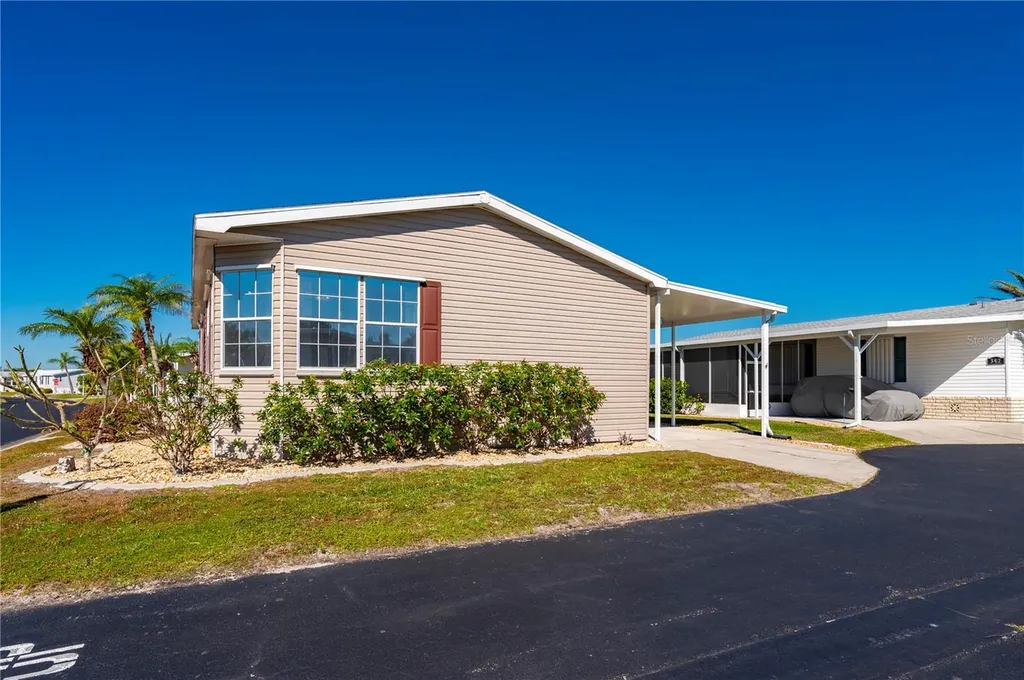 1000 Kings Highway Port Charlotte FL 33980