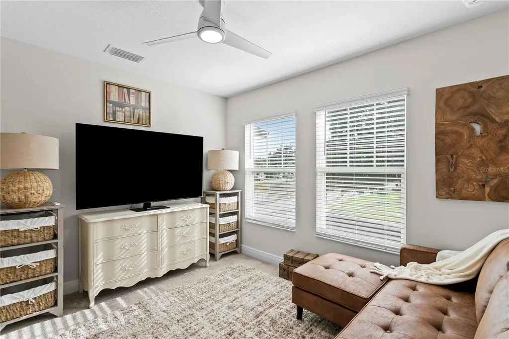 2501 17th Street N St Petersburg FL 33713