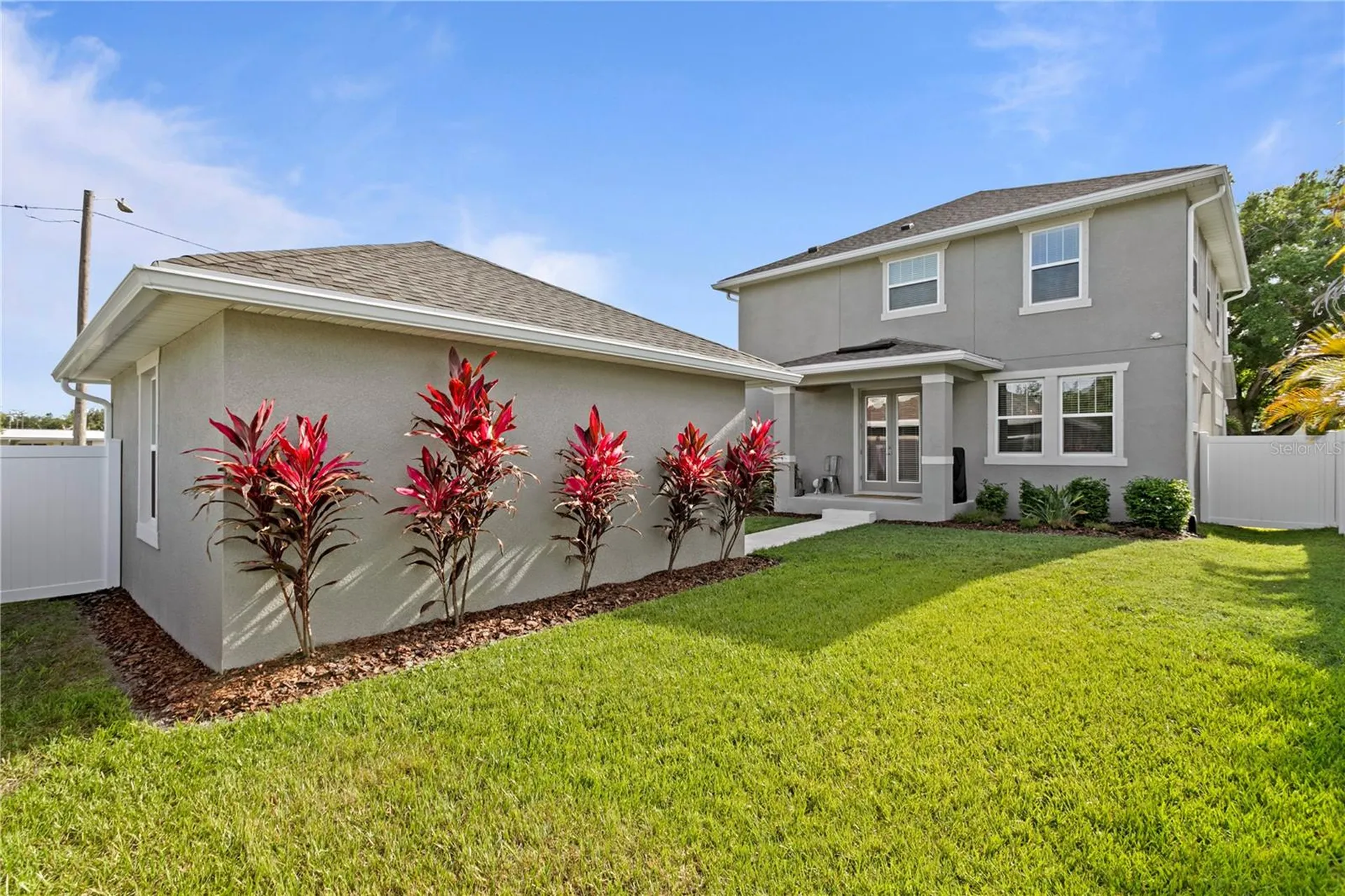 2501 17th Street N St Petersburg FL 33713