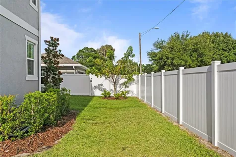 2501 17th Street N St Petersburg FL 33713