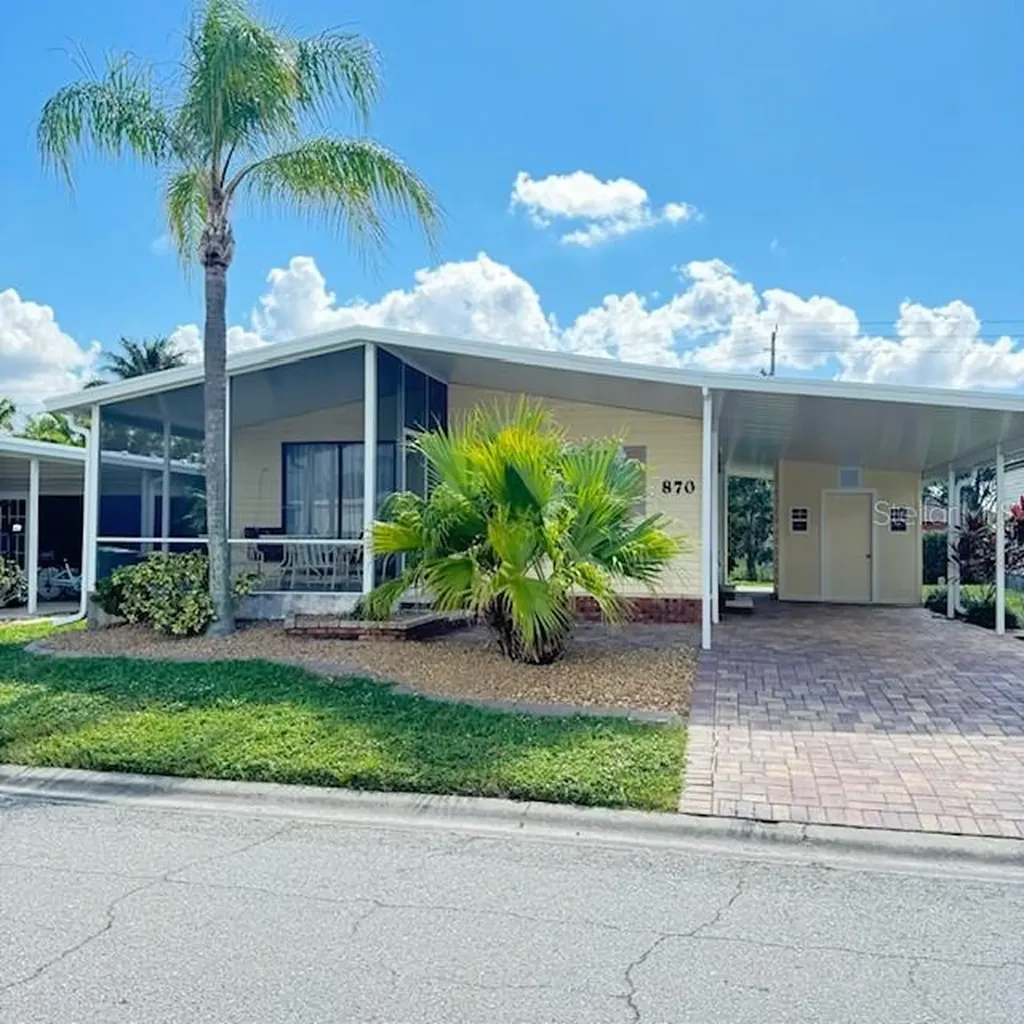 2100 Kings Highway Port Charlotte FL 33980