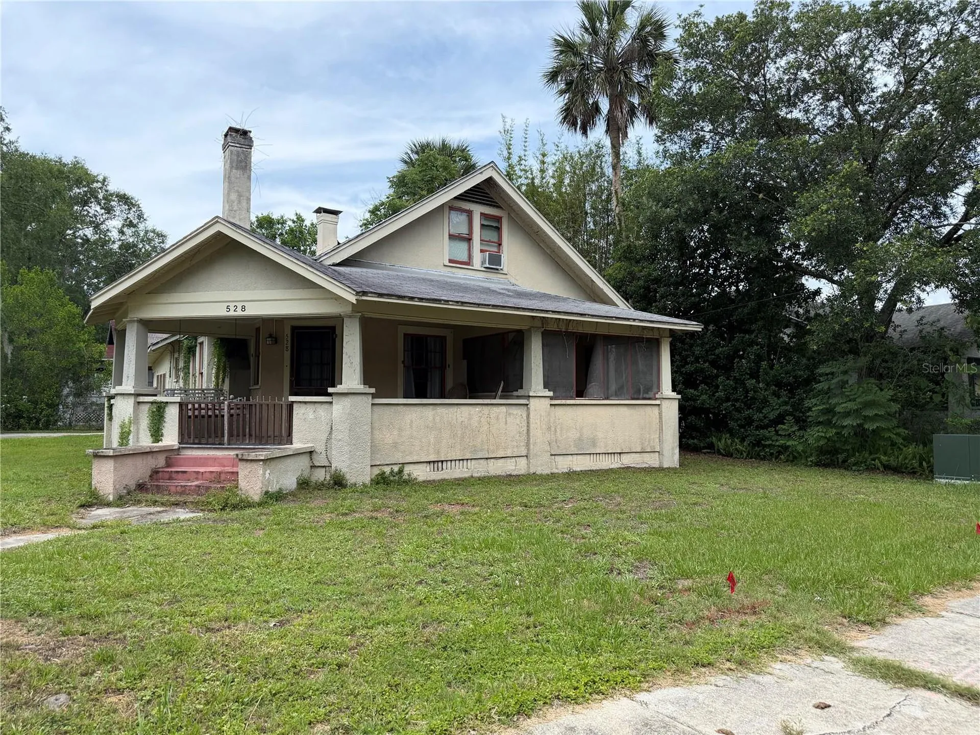 528 N Adelle Avenue Deland FL 32720