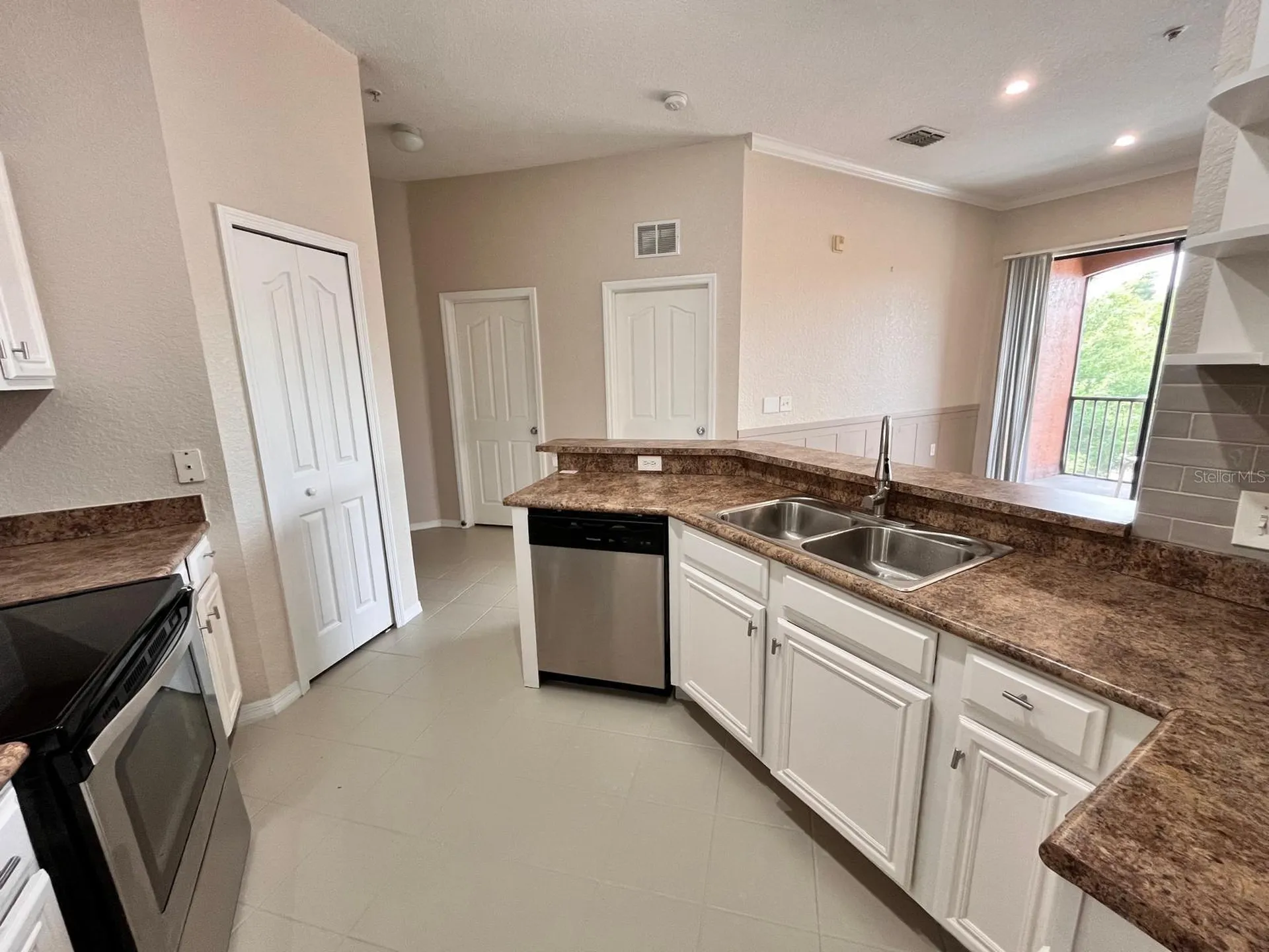 6149 Metrowest Boulevard Orlando FL 32835