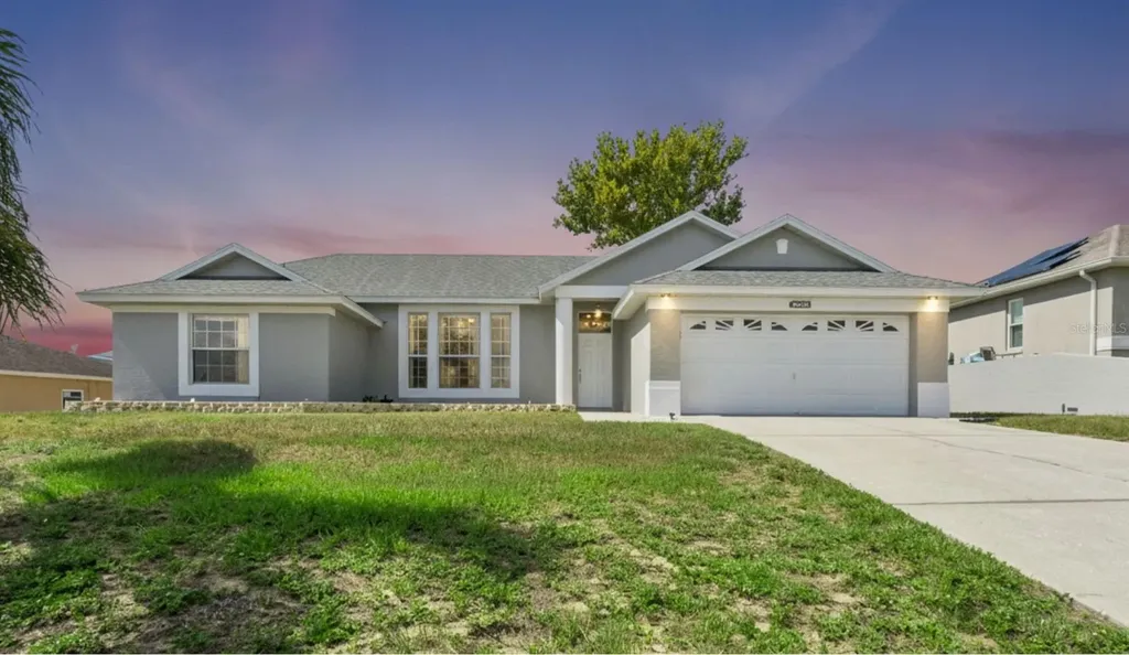 5549 Loma Vista Loop Loughman FL 33858