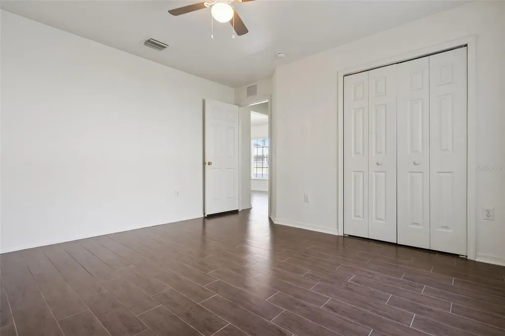 5549 Loma Vista Loop Loughman FL 33858