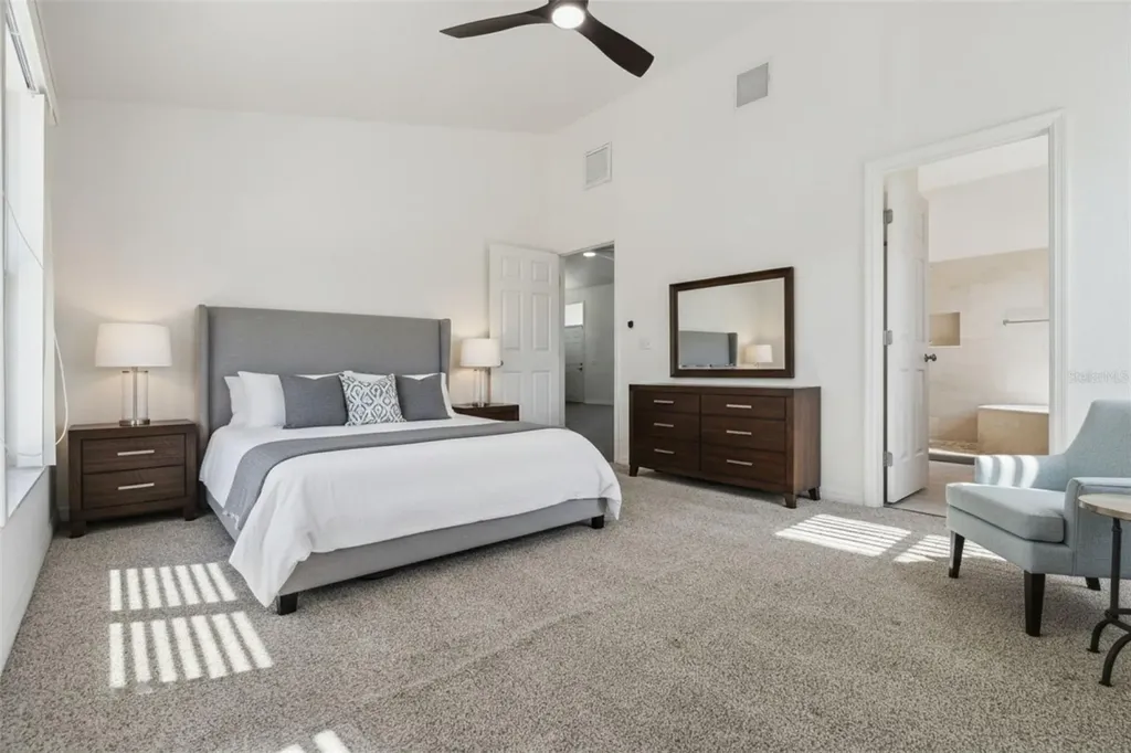 5549 Loma Vista Loop Loughman FL 33858
