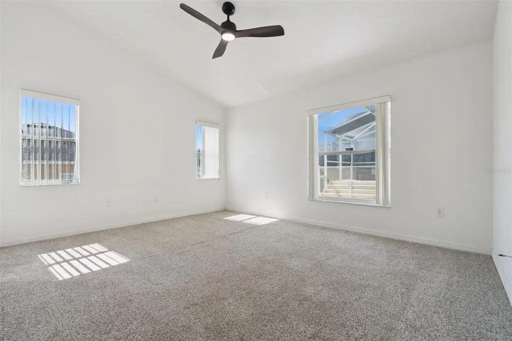 5549 Loma Vista Loop Loughman FL 33858